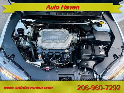 Used 2018 Acura TLX V6 SH-AWD w/ Technology Pkg image 15
