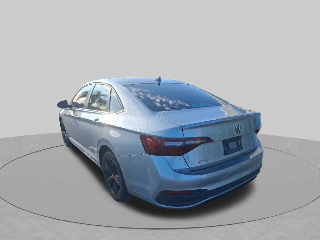 Used 2022 Volkswagen Jetta SE FWD image 8