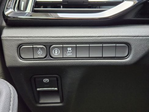 Used 2024 Acura MDX SH-AWD image 17
