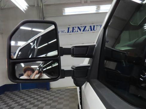 Used 2026 Ford F250 Platinum w/ Tremor Off-Road Package image 58