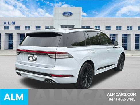 Used 2025 Lincoln Aviator Reserve w/ Jet Appearance Package RWD image 5