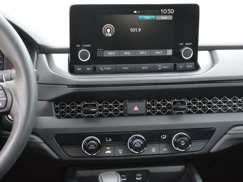 Used 2023 Honda Accord LX image 10