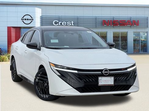 New 2026 Nissan Sentra SR w/ Floor Mat Package FWD image 1