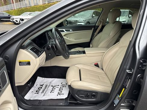 Used 2017 Genesis G80 3.8 w/ Option Group 03 image 9