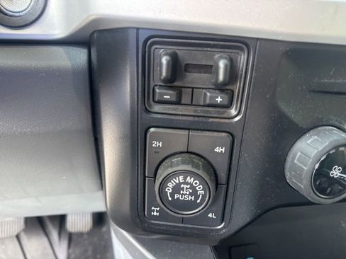 Used 2024 Ford F250 XLT w/ Tremor Off-Road Package image 26