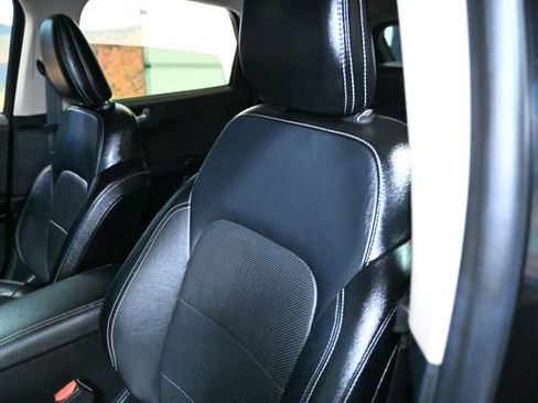 Used 2020 Ford Escape Titanium w/ Titanium Premium Package 2.0 image 22