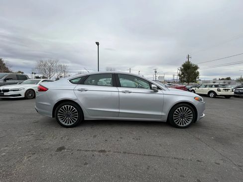 Used 2017 Ford Fusion Titanium image 4
