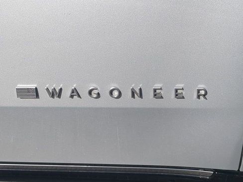 Used 2022 Jeep Wagoneer Series III image 13