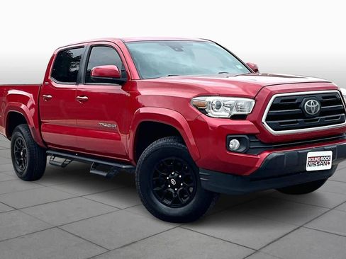 Used 2019 Toyota Tacoma SR5 image 2