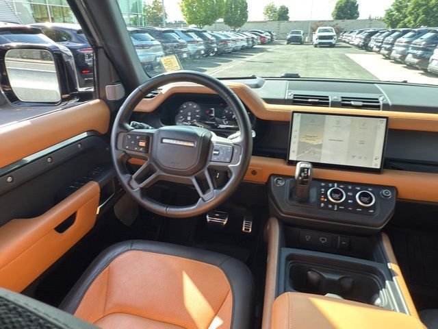 Used 2023 Land Rover Defender 130 X AWD/4WD image 16