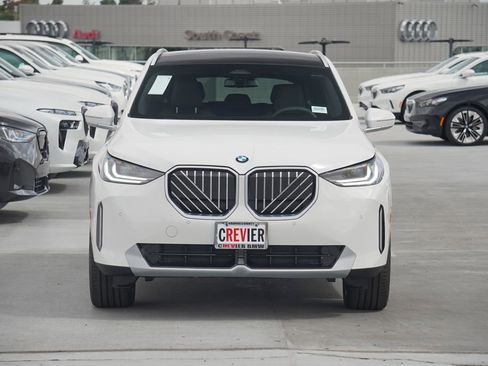 Used 2025 BMW X3 xDrive30i w/ Convenience Package image 2