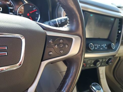 Used 2018 GMC Acadia Denali w/ Technology Package FWD image 27