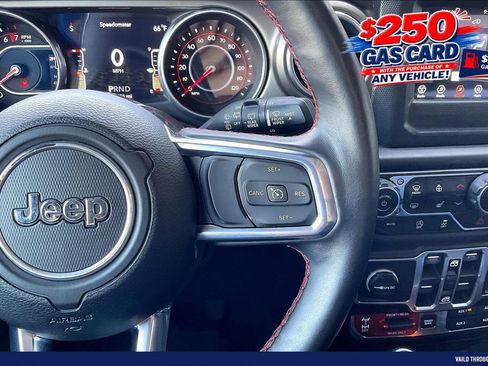Used 2018 Jeep Wrangler Unlimited Rubicon w/ Safety Group AWD/4WD image 19
