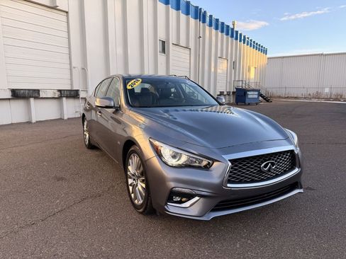 Used 2018 INFINITI Q50 Luxe w/ Essential Package (3.0T Luxe) image 9