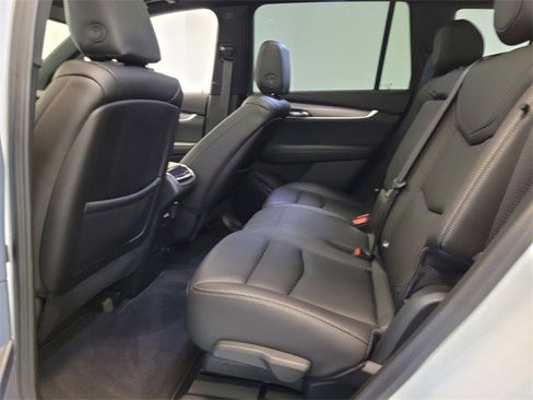 Certified 2024 Cadillac XT6 Luxury image 11