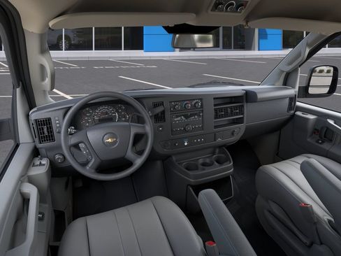 New 2026 Chevrolet Express 3500 LS w/ Chrome Appearance Package RWD image 15