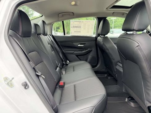 New 2026 Nissan Sentra SR w/ SR Premium Package FWD image 11