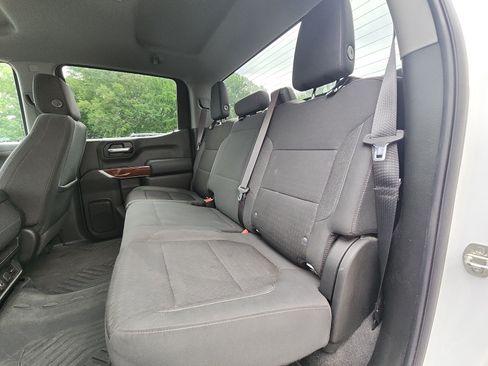 Used 2021 Chevrolet Silverado 1500 LT w/ Z71 Off-Road Package AWD/4WD image 19