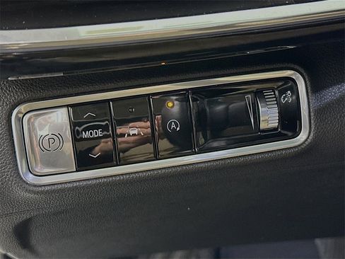 Used 2024 Buick Envision Preferred image 17