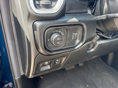Used 2022 RAM 1500 Big Horn AWD/4WD image 18