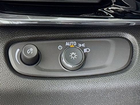 New 2026 Buick Envista Sport Touring w/ Studio Series FWD image 10