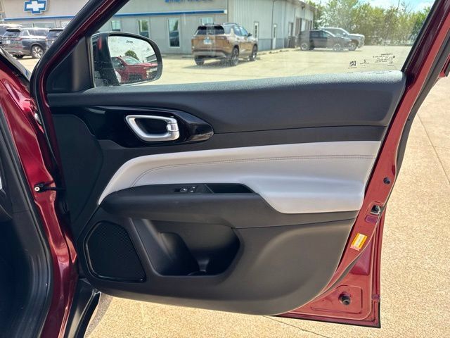 Used 2022 Jeep Compass Limited AWD/4WD image 25