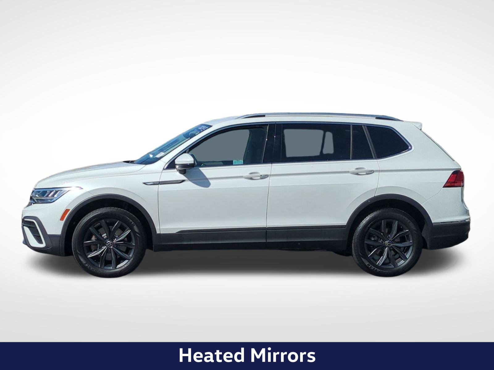 Used 2023 Volkswagen Tiguan SE FWD image 5