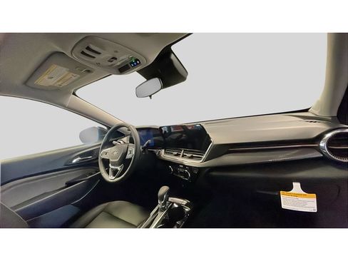 New 2026 Chevrolet Trax ACTIV w/ Sunroof Package FWD image 19