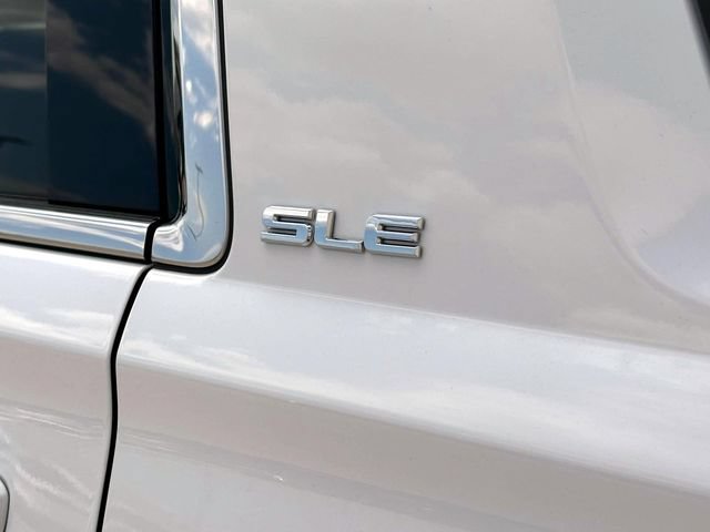 Used 2020 GMC Yukon SLE w/ SLE Value Package AWD/4WD image 9