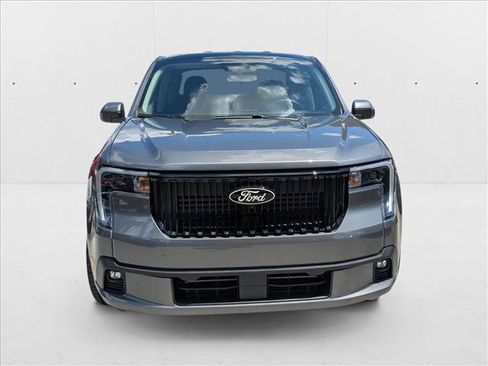 New 2025 Ford Maverick Lobo image 6