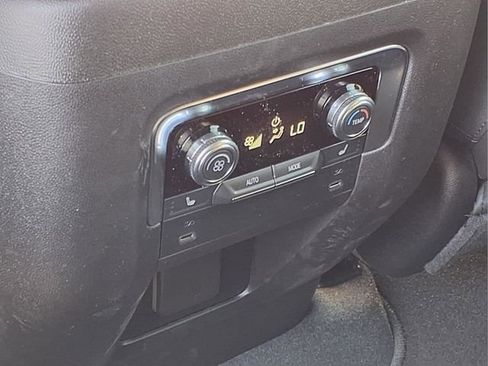 New 2026 GMC Yukon XL Elevation image 23