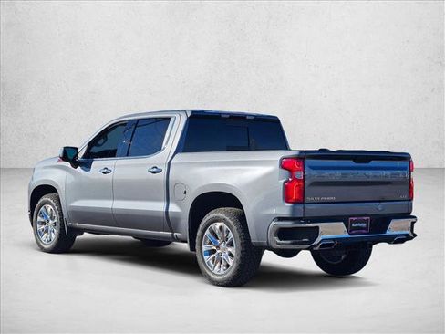 Used 2019 Chevrolet Silverado 1500 LTZ w/ LTZ Premium Package image 8