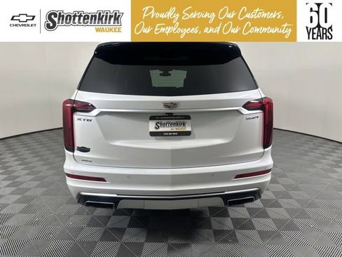 Used 2024 Cadillac XT6 Luxury w/ LPO, Floor Liner Package image 4