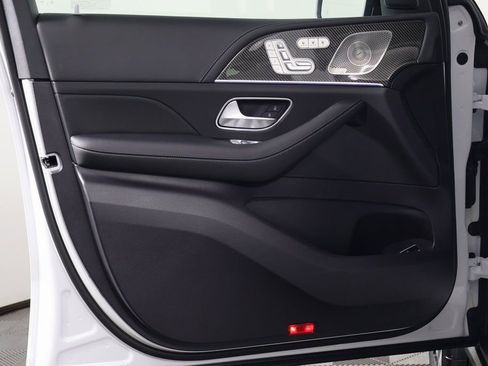 New 2026 Mercedes-Benz GLE 63 AMG S image 7