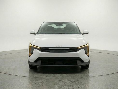 Used 2025 Kia K4 FWD image 2