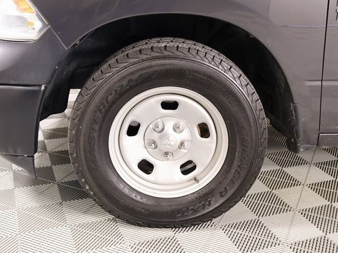 Used 2017 RAM 1500 Tradesman w/ Popular Equipment Group image 17