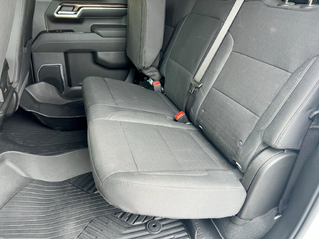 Used 2026 Chevrolet Silverado 1500 LT AWD/4WD image 30