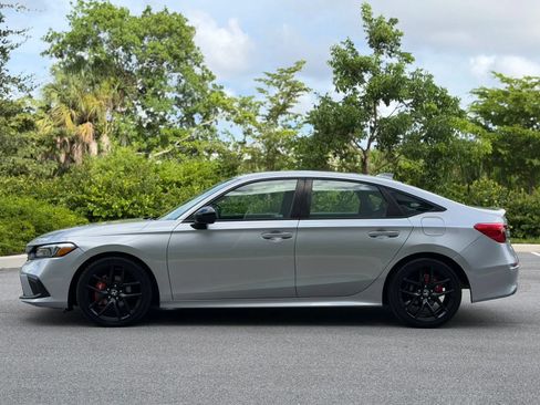 Used 2022 Honda Civic Sport image 8