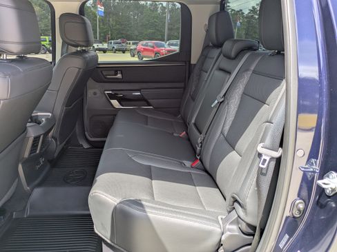 Used 2024 Toyota Tundra Limited image 8