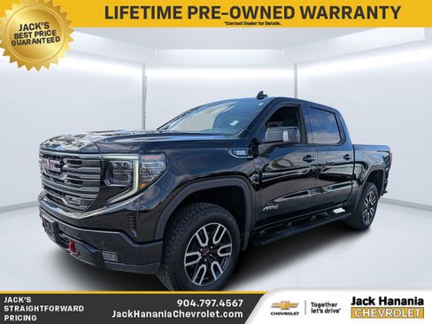 Used 2025 GMC Sierra 1500 AT4 AWD/4WD image 7