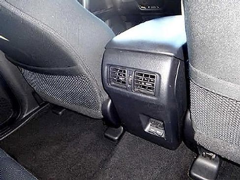 Used 2024 Toyota 4Runner SR5 AWD/4WD image 13