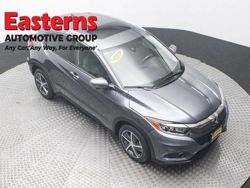 Used 2021 Honda HR-V EX-L image 3