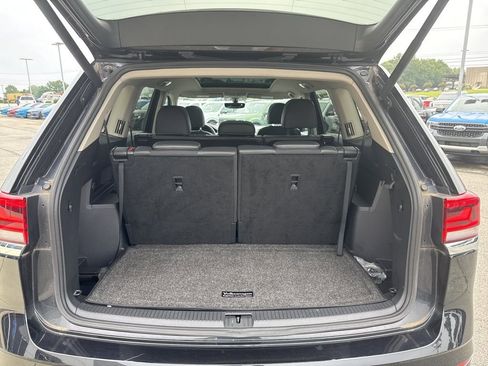 Used 2021 Volkswagen Atlas SE image 18