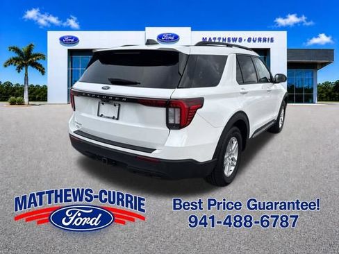 Certified 2025 Ford Explorer Active RWD image 4