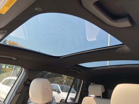 New 2026 Mercedes-Benz GLB 250 4MATIC image 15