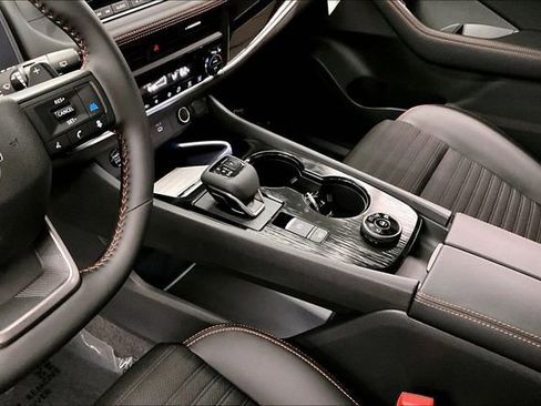 New 2026 Nissan Rogue SV w/ Rock Creek Premium Package AWD/4WD image 9