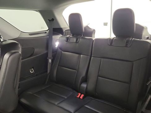 Used 2023 Ford Explorer XLT w/ Equipment Group 202A AWD/4WD image 28