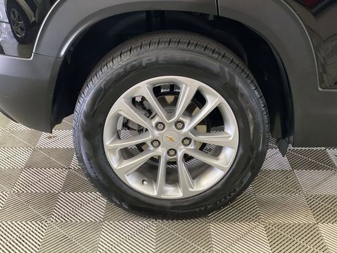 Used 2024 Chevrolet TrailBlazer LS w/ LS Convenience Package AWD/4WD image 36