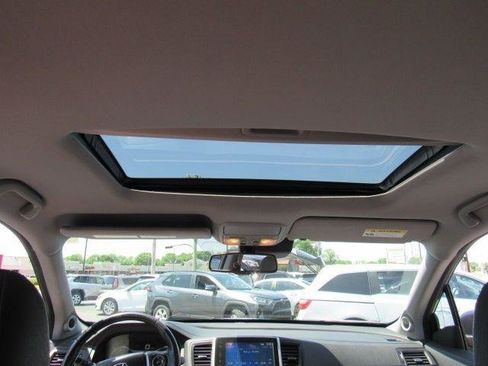Used 2017 Honda Pilot EX-L image 31