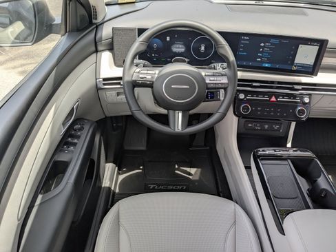 New 2025 Hyundai Tucson SEL image 13